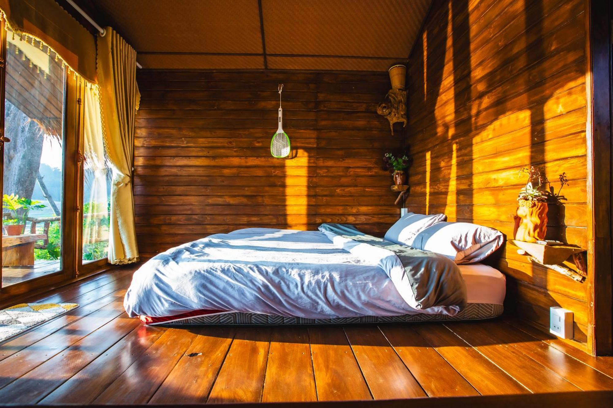 Nha Trong Ban - Homestay Mang Den Kon Von Kla Esterno foto