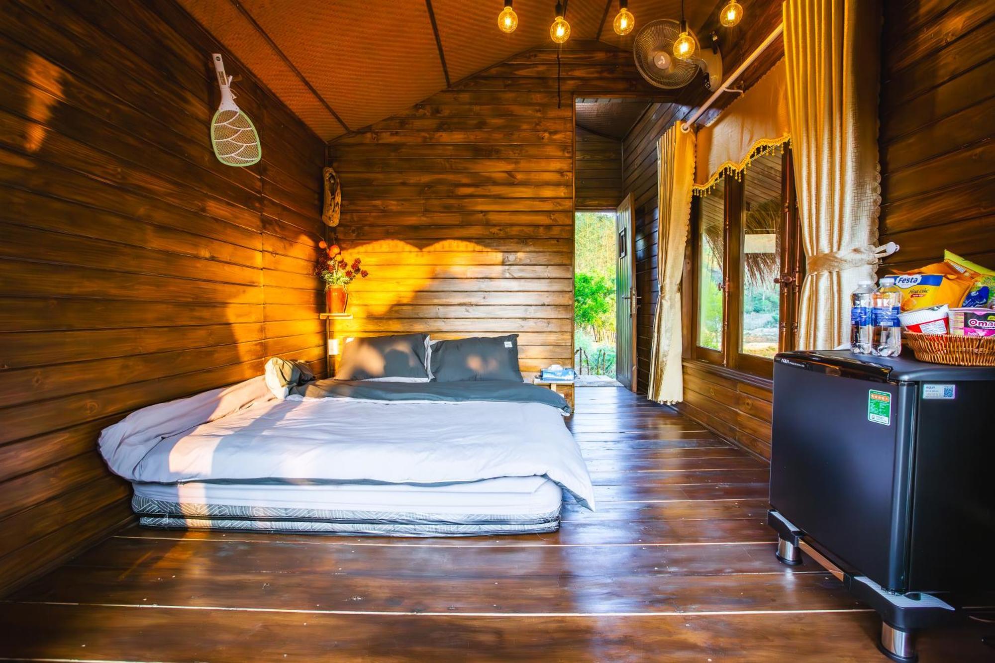 Nha Trong Ban - Homestay Mang Den Kon Von Kla Esterno foto